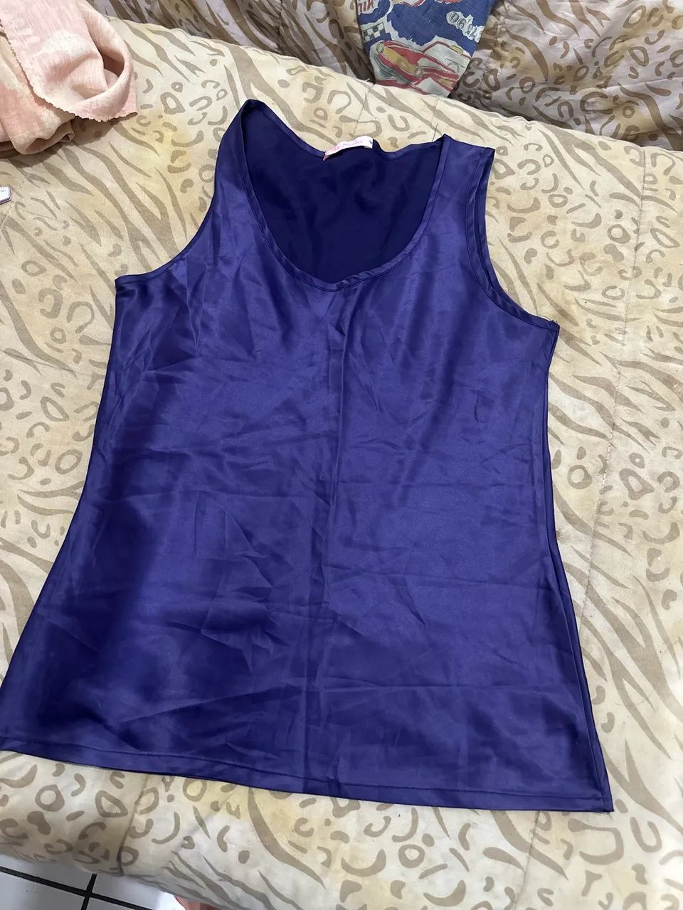 Blusa seda roxa (P)
