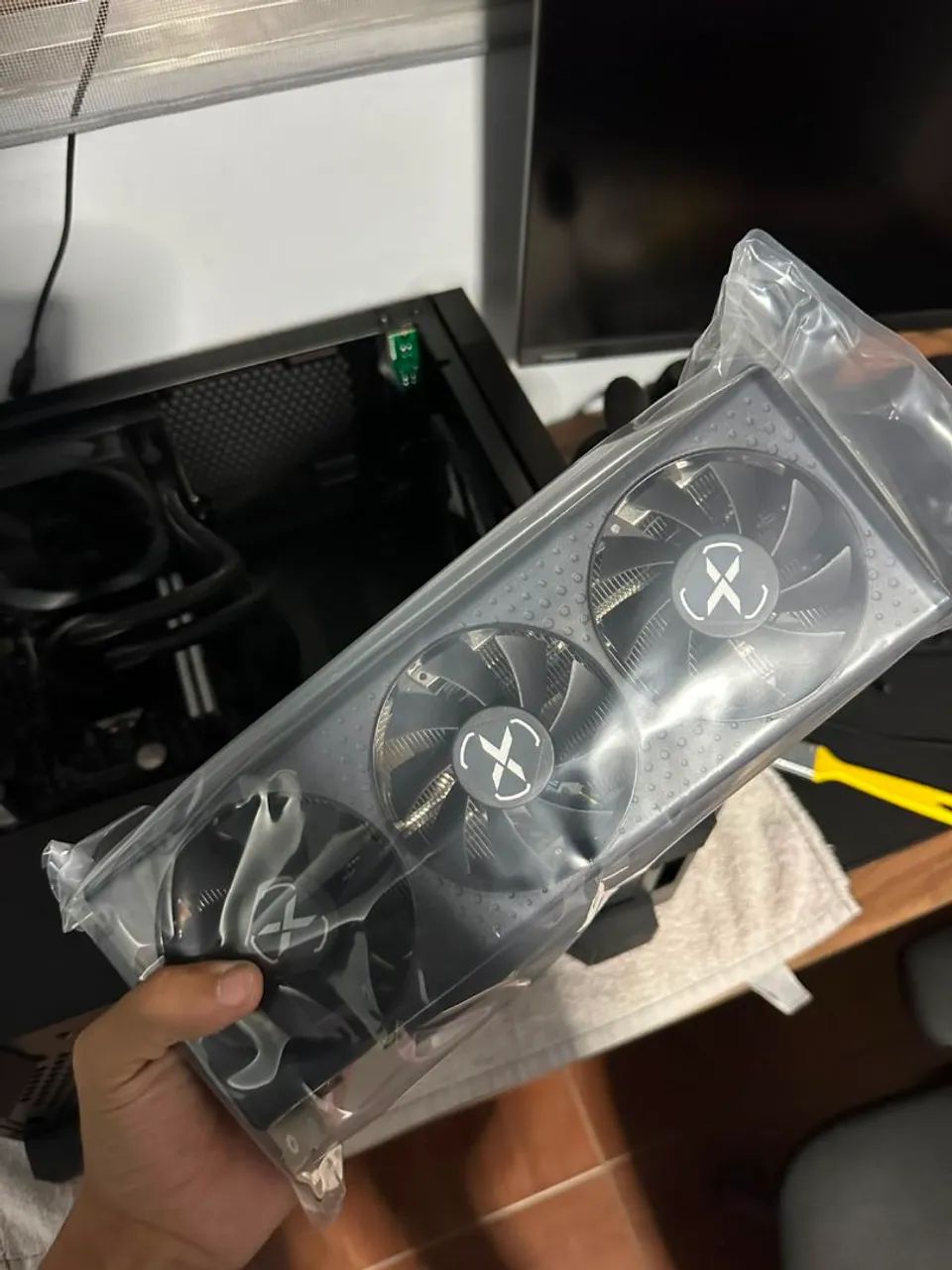 Placa de vídeo xfx rx7600 - Foto 5