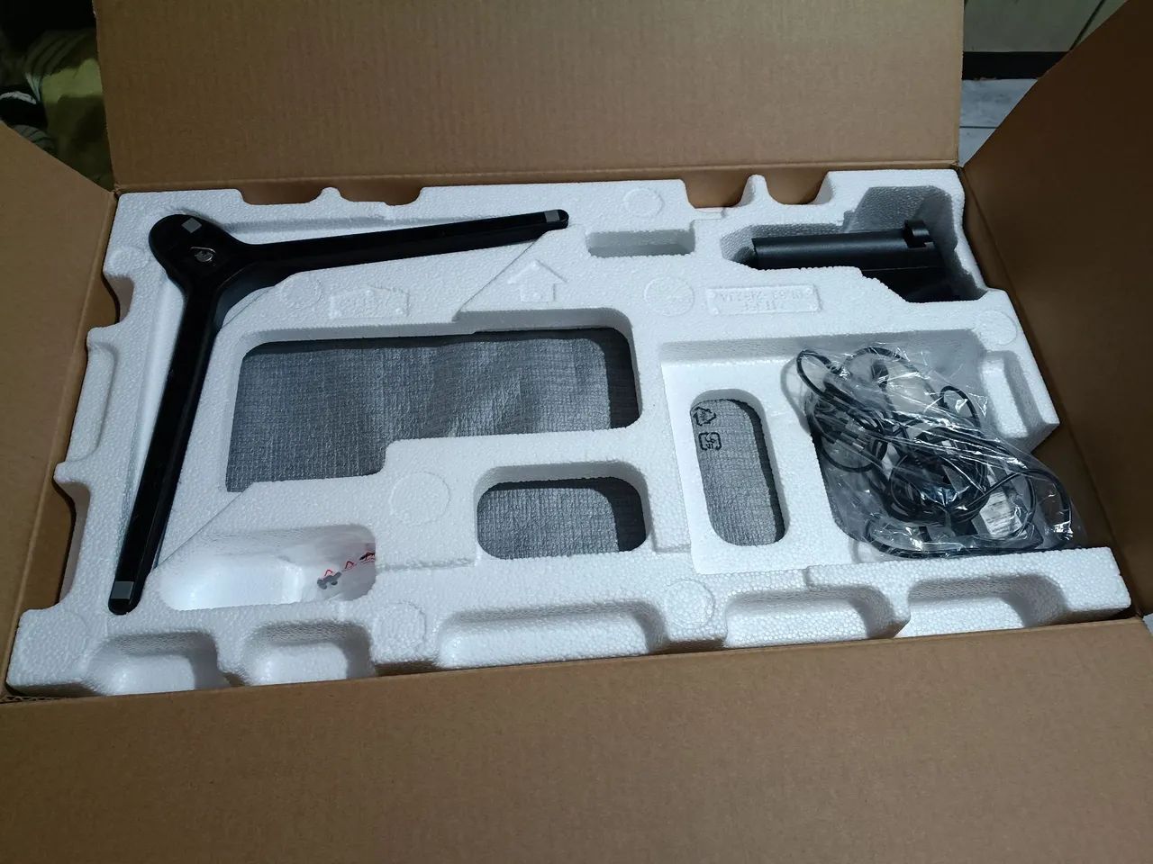 Monitor Samsung ultrawide 24 polegadas  - Foto 3