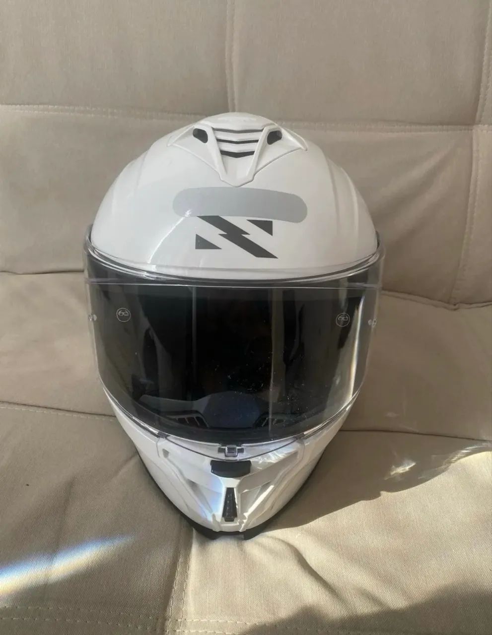 Capacete Norisk Strada II - óculos interno 2 aerofólios traseiros aceito cartão