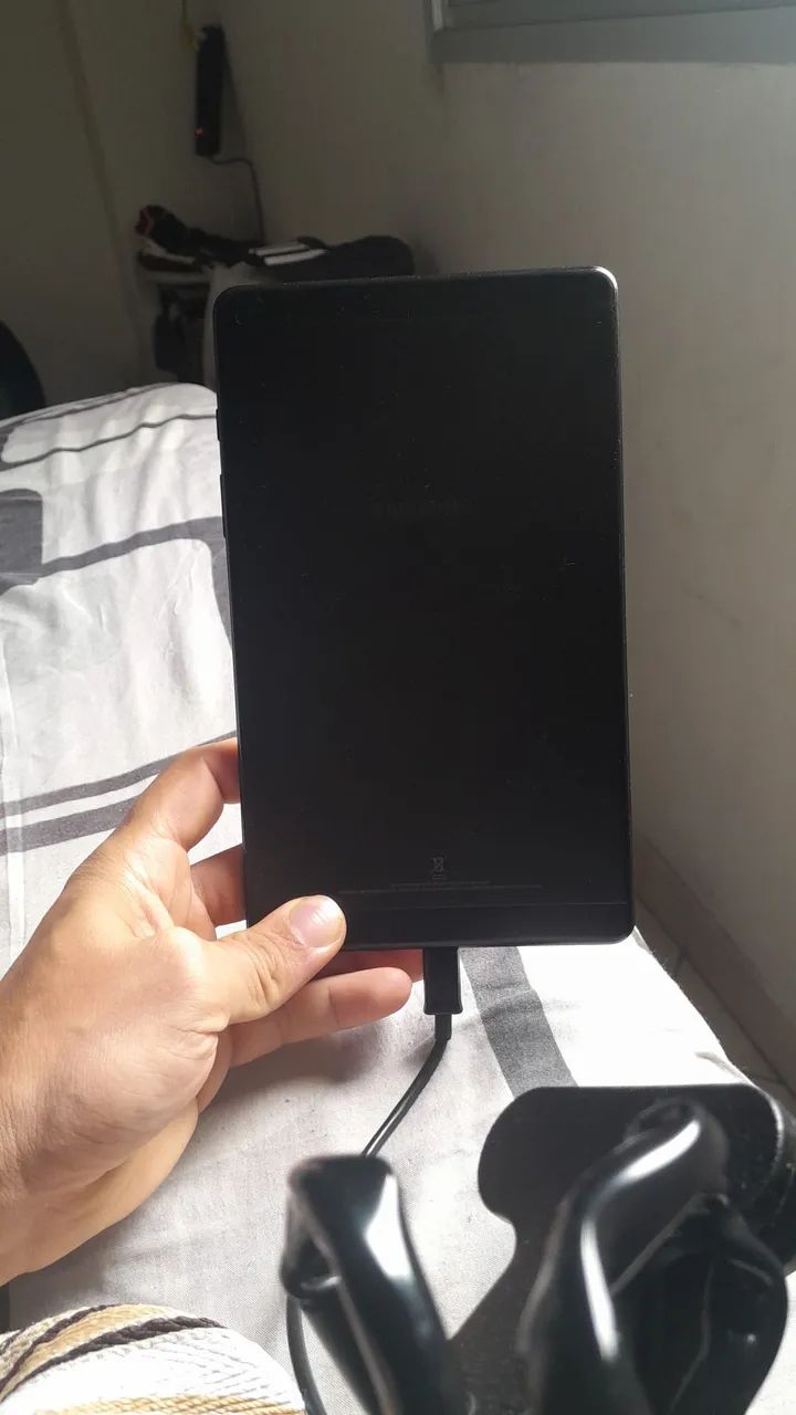 vendo tablet sansung galaxy A8 - Foto 2