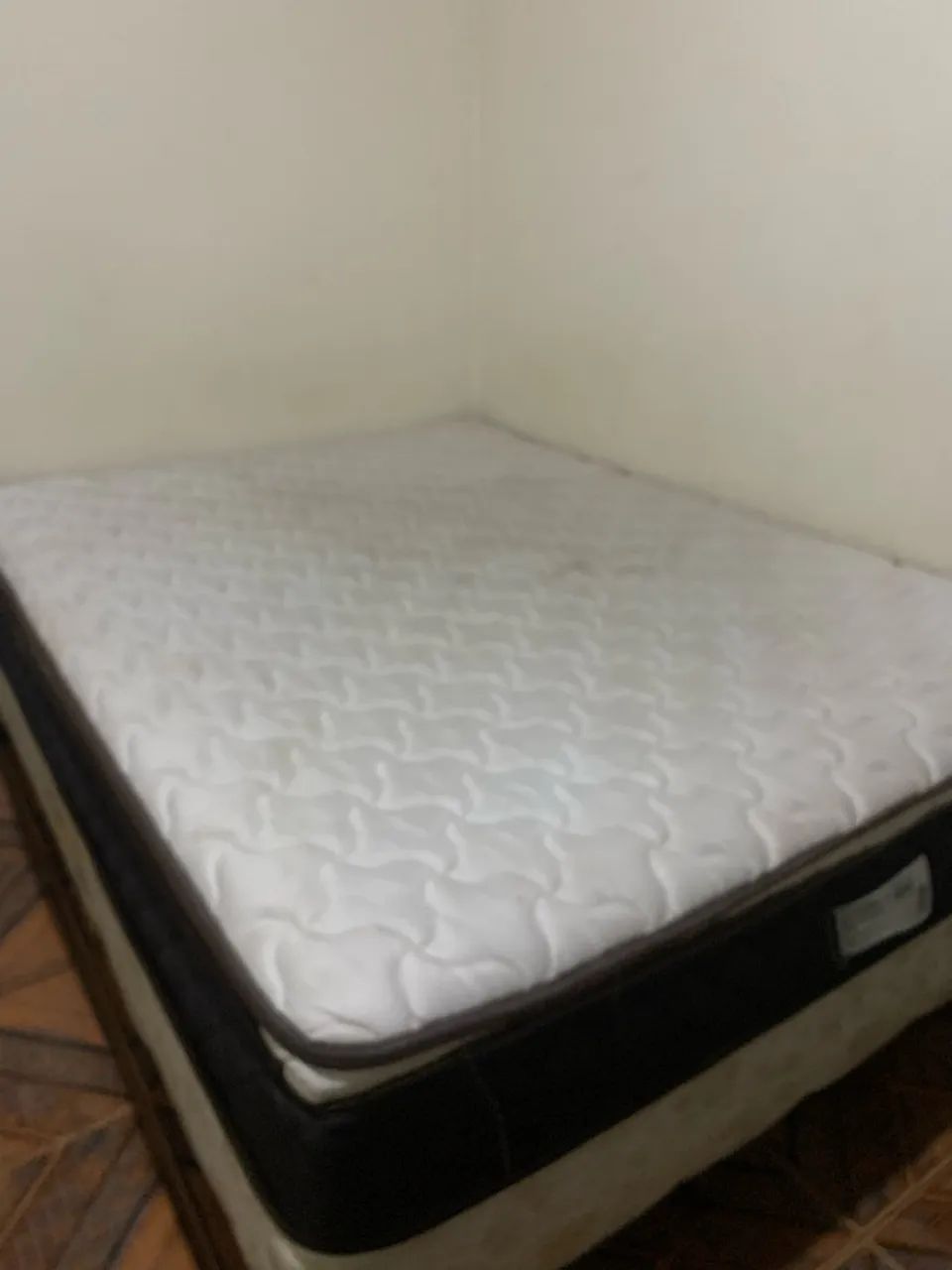 Cama box casal 