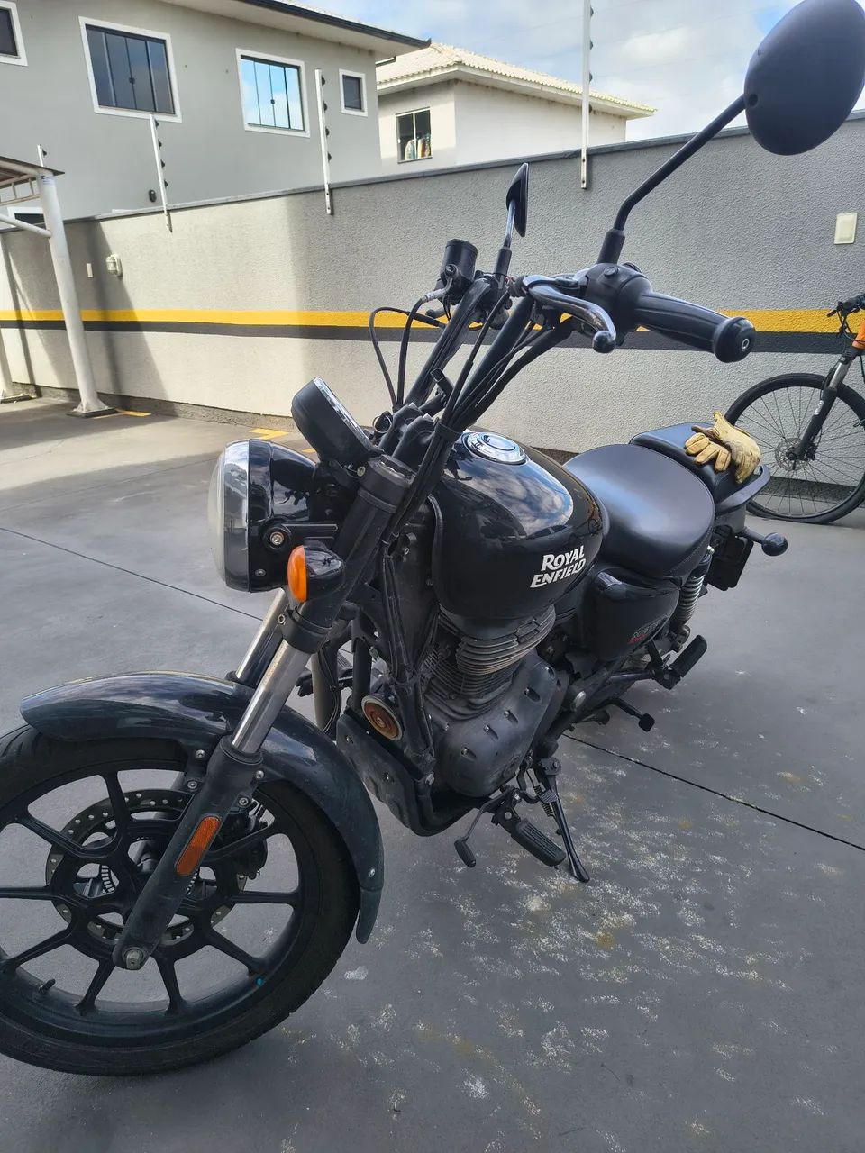 Meteor 350 - Foto 2