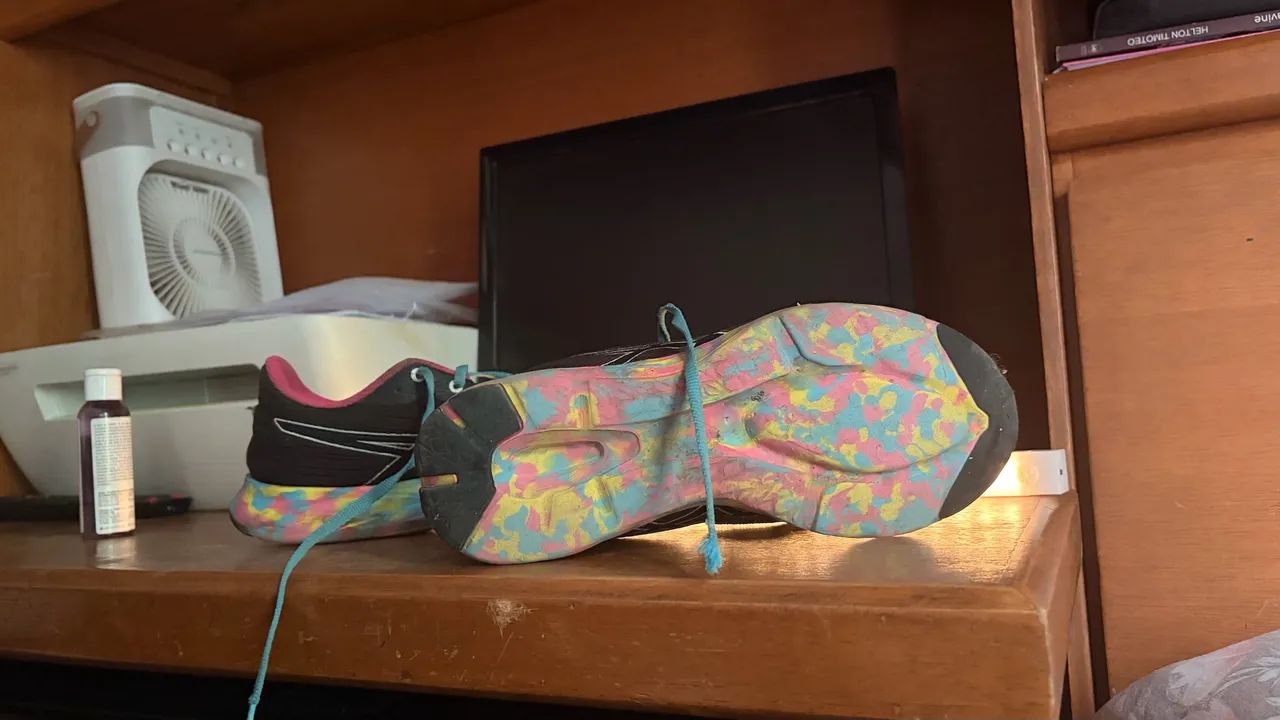 Tênis Asics número 37 - Foto 2
