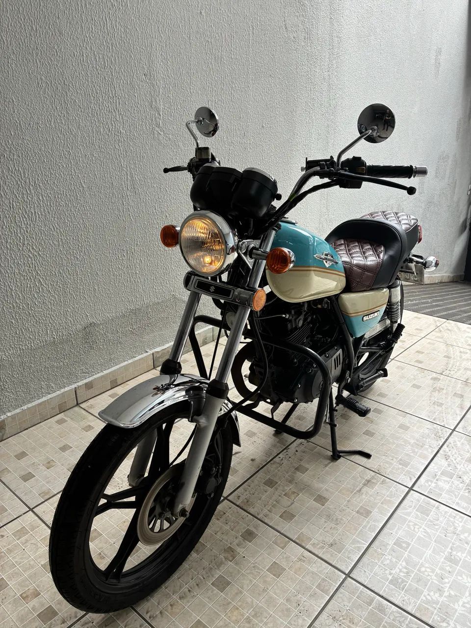 Intruder 125