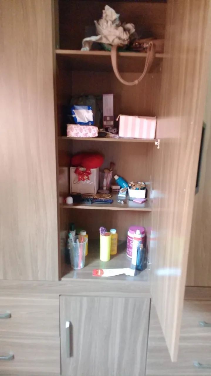 Guarda-roupa semi-novo  - Foto 4
