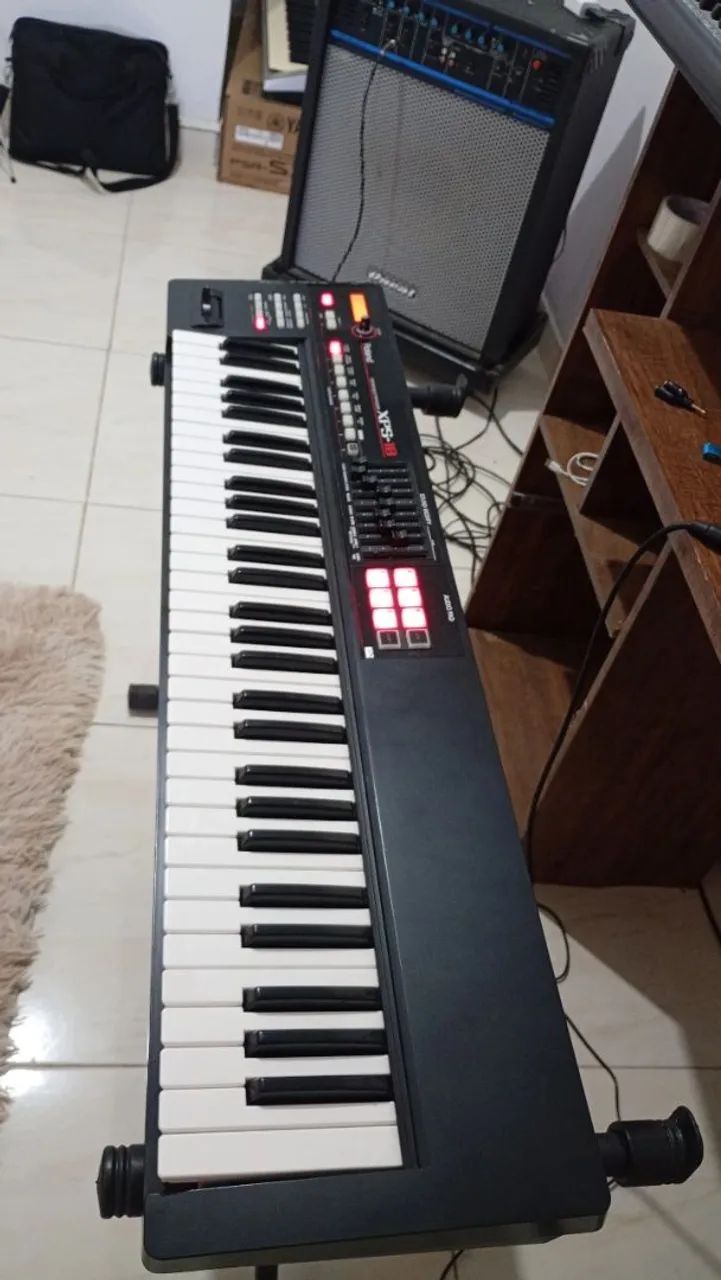 Roland XPS-10 com PACK SAMPLER - Foto 3