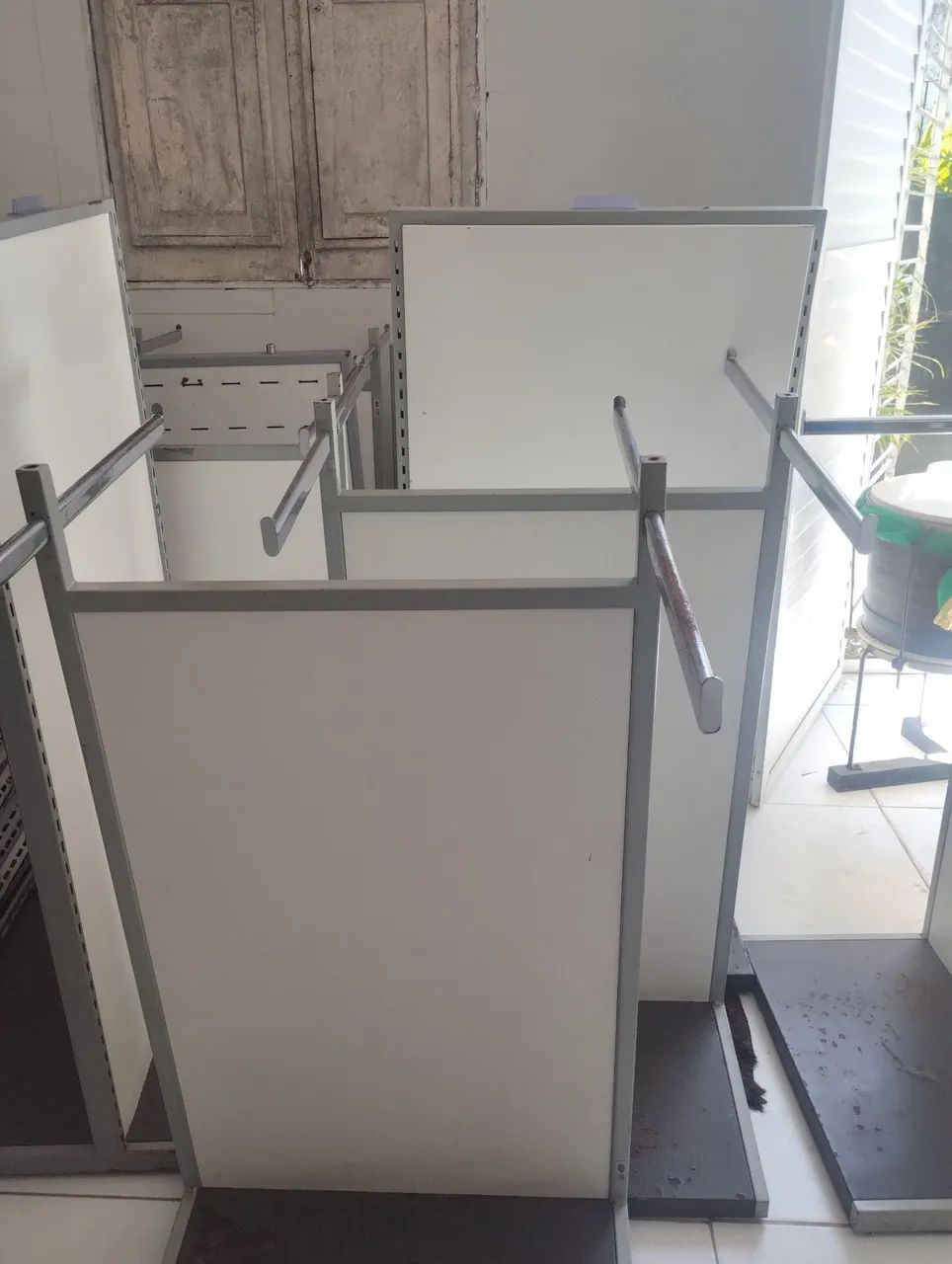 Vende-se cabido e patileira de roupa  - Foto 3
