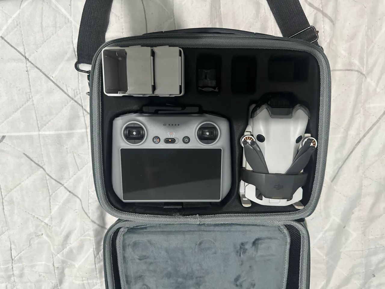 DJI Mini 4 Pro Semi Novo