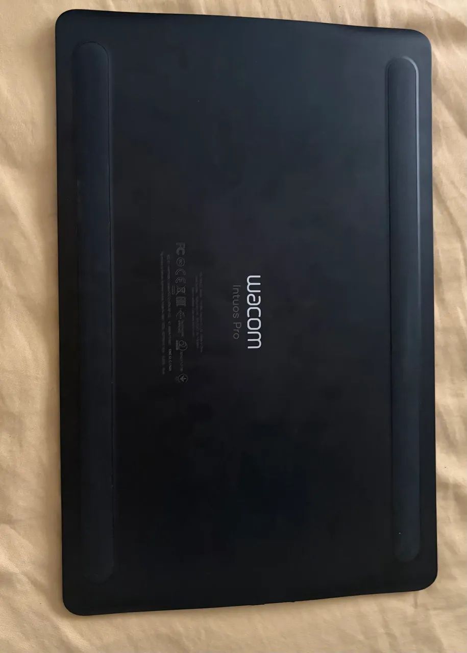 Mesa Digitalizadora Wacom Intuos Pro Medium - Foto 5