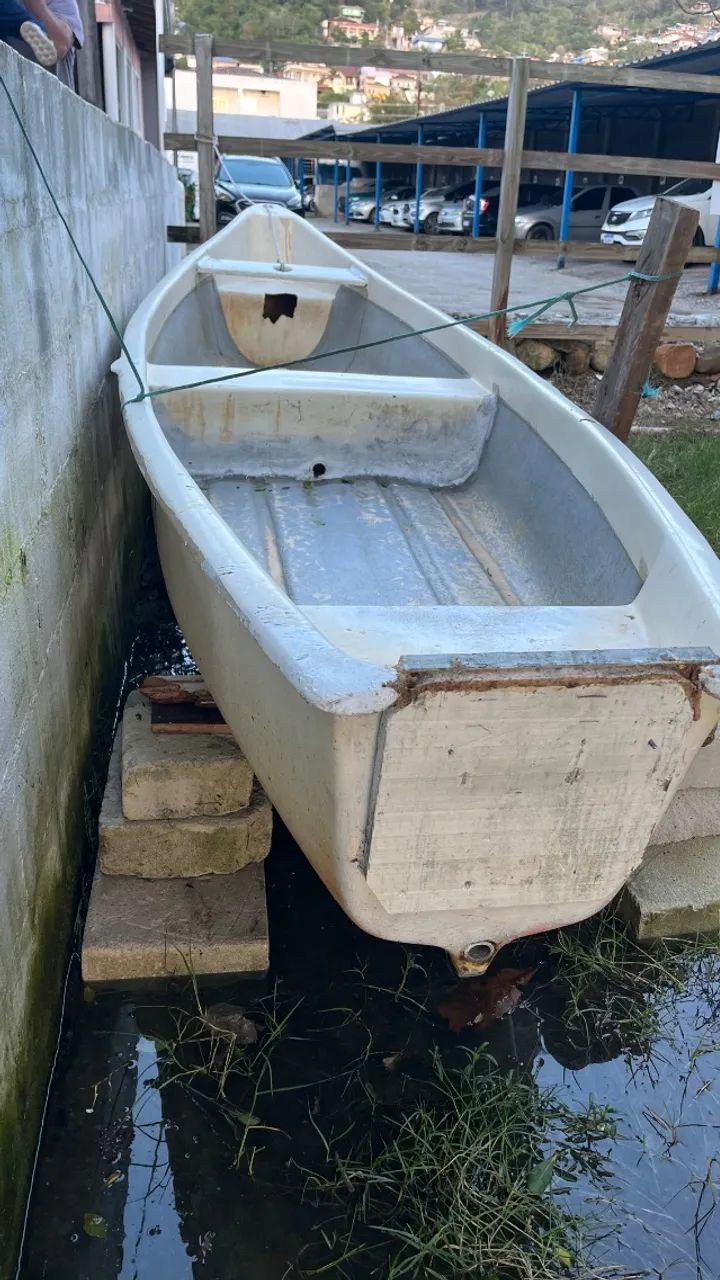 Canoa 4,20m x 1,00m - ideal para pesca - espaçosa e resistente - Foto 3