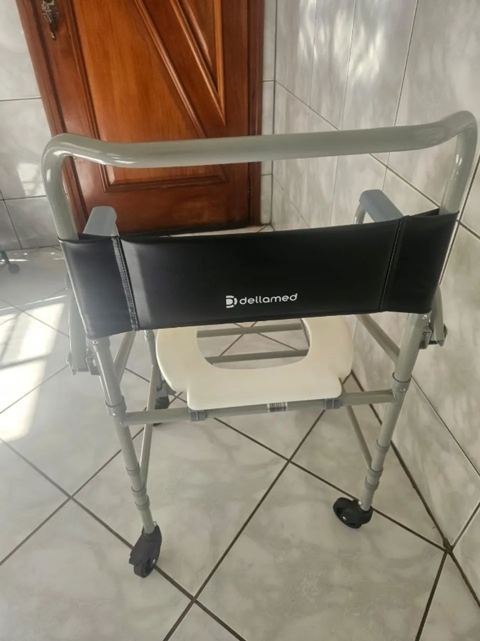 Utensílios hospitalar  - Foto 2