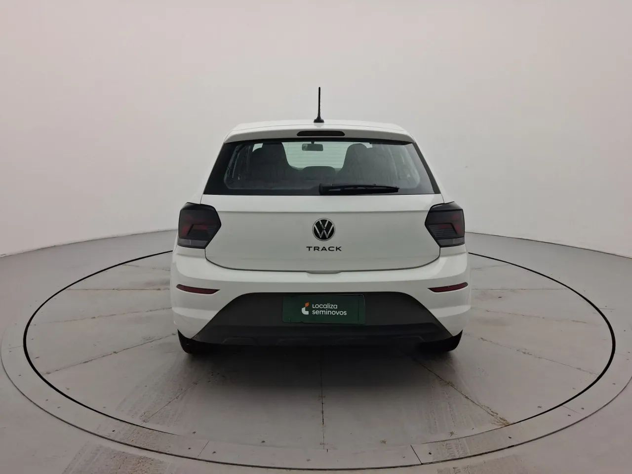Volkswagen Polo Track 1.0 Flex 12V 5p, foto 4 de 18