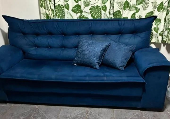 Vendo sofá 3 lugares em ótimo estado  - Foto 2