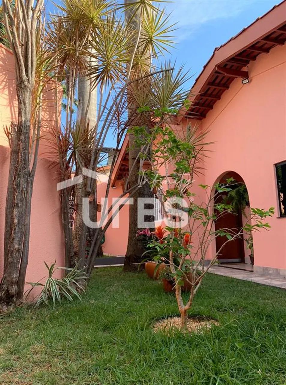 Casa Térrea - 5 Quartos, 2 Suites - Parque Acalanto - Rua com portaria e sem saída. - Foto 3