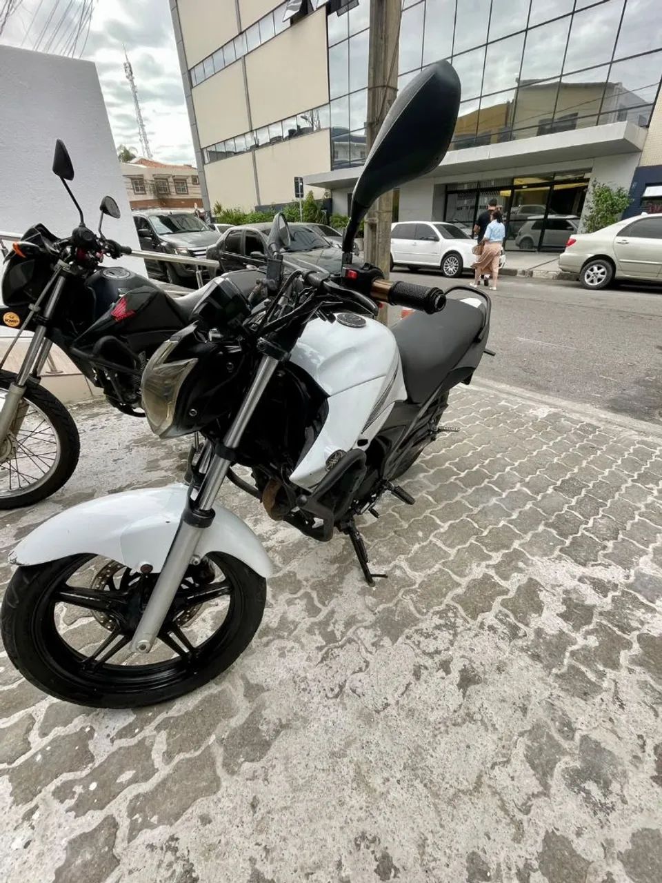 Fazer 250 2014 branca  - Foto 4