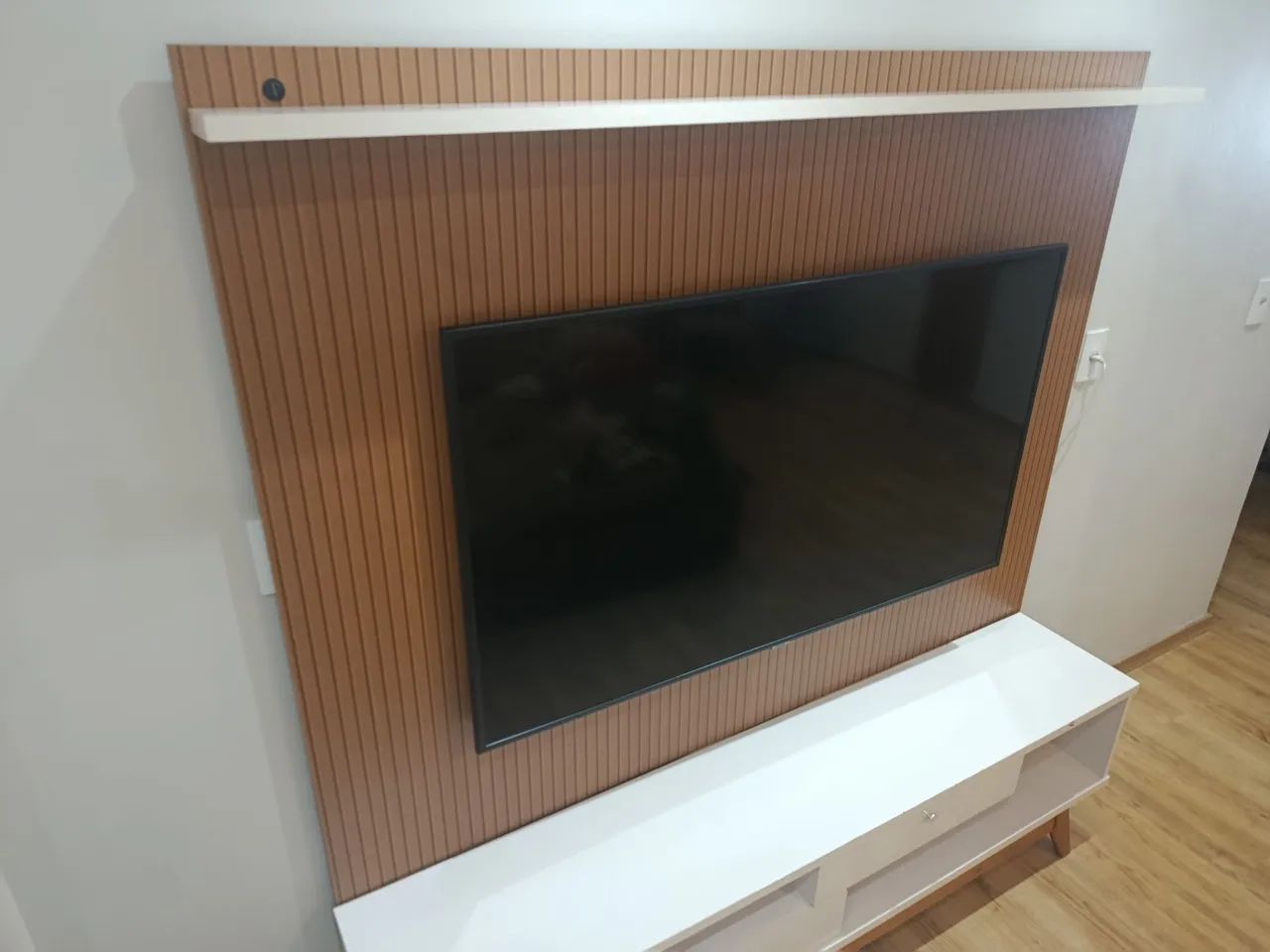 Smart tv 55 polegadas e rack/painel - Foto 2