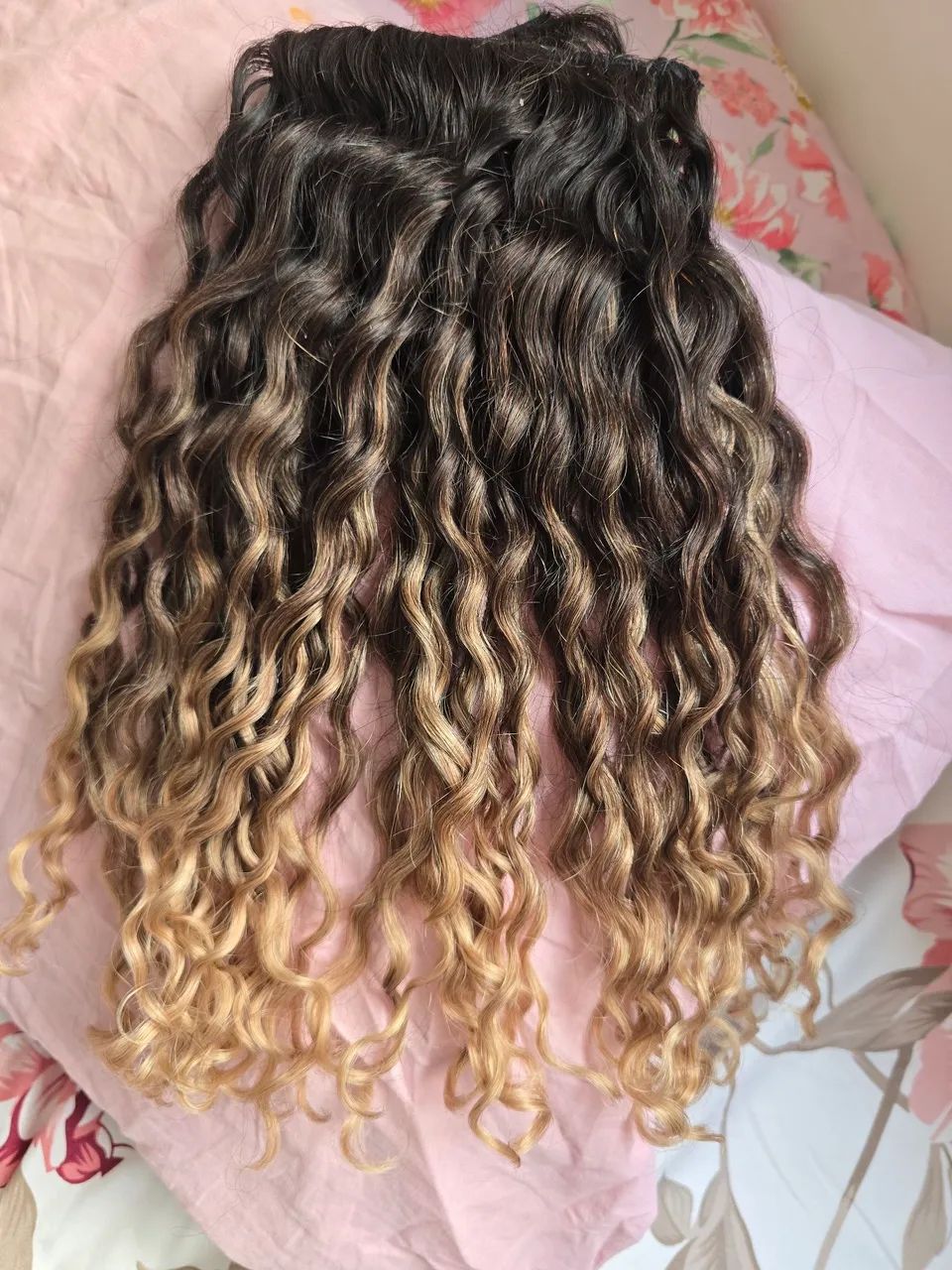 Cabelo humano cacheado 