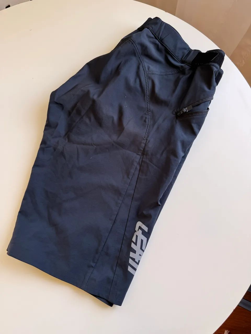 Bermuda Leatt - Foto 5