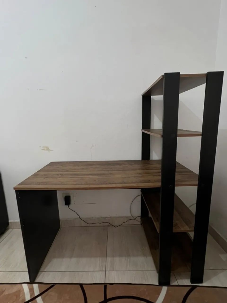  Escrivaninha com Estante Lateral - Foto 3