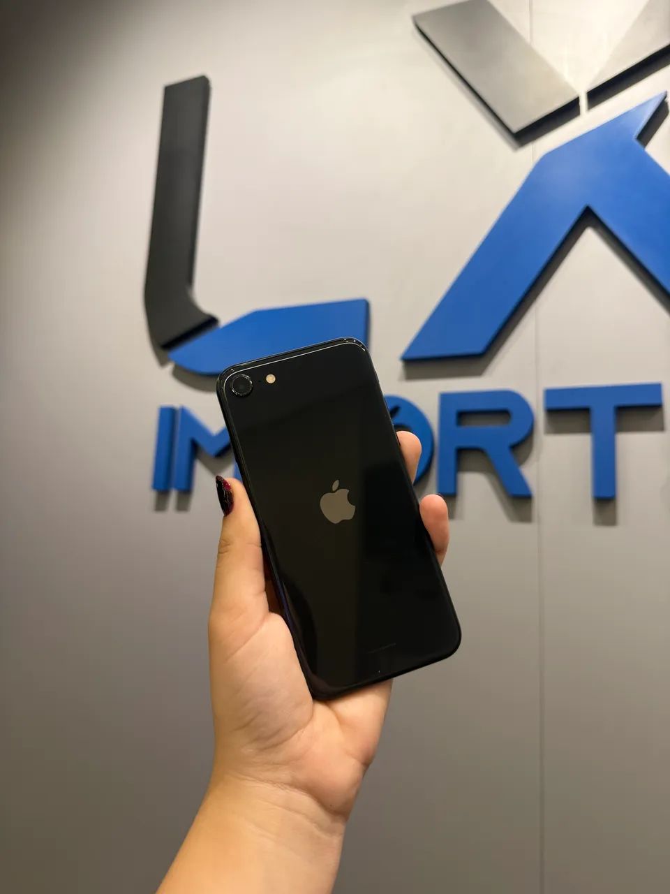 iPhone SE 2º geração 64gb - Foto 2