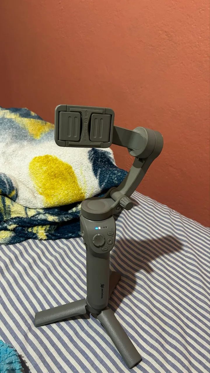 Gimbal 3 Eixos Estabilizador Celular Com Rastreamento