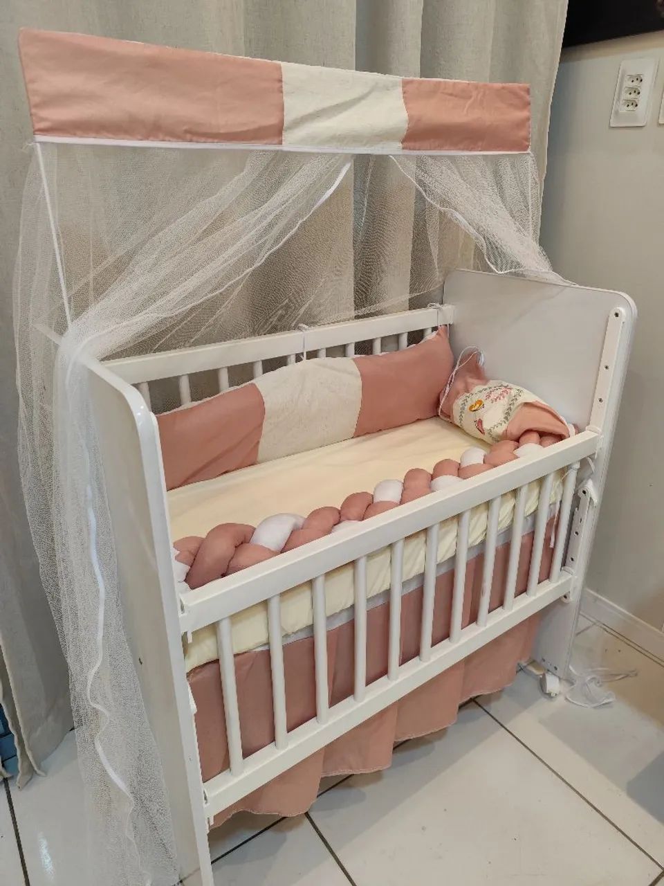 Mini berço + colchão + enchoval  - Foto 2