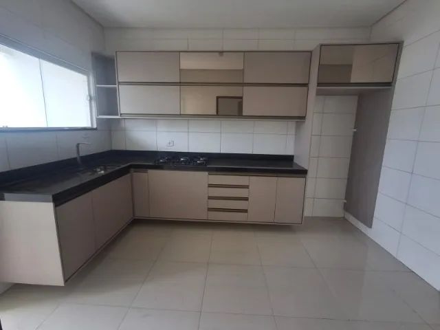 Casa 3/4 com suíte, vaga ate 3 carros, armário planejado  Bairro Portal da Cidade - Foto 3