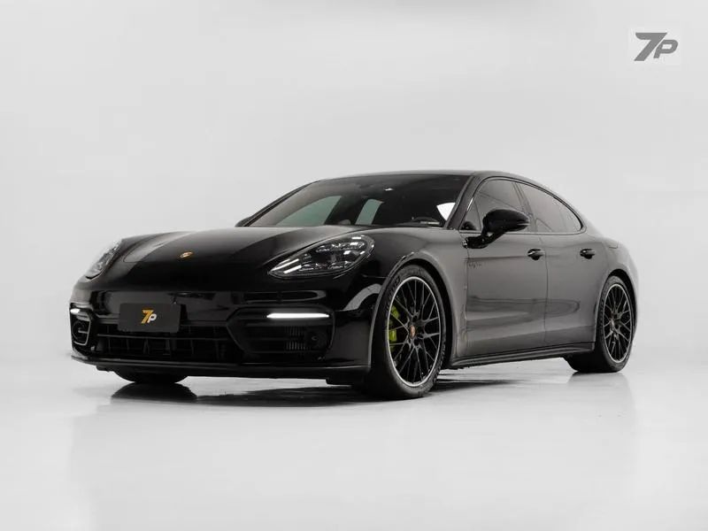 Porsche Panamera 2022
