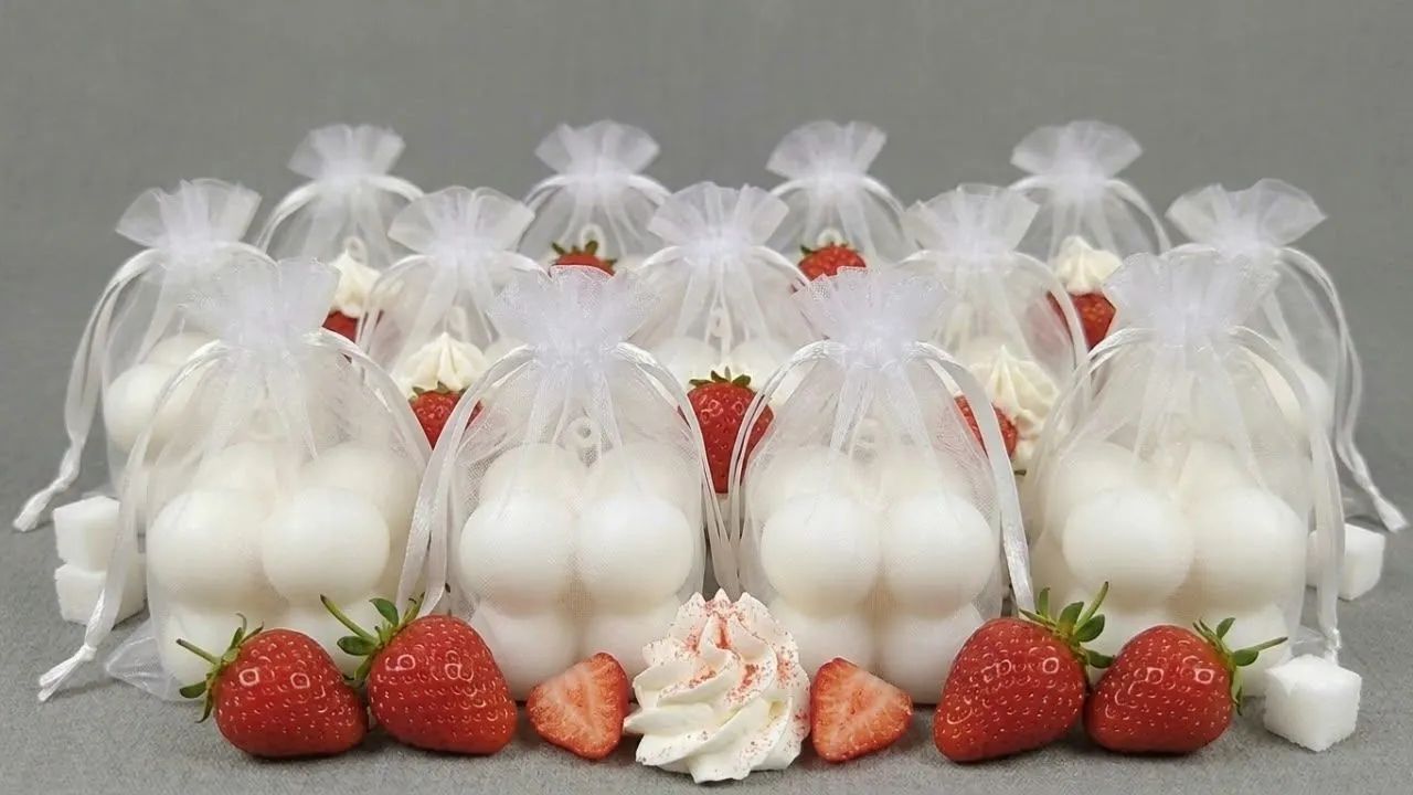 Kit 10 Velas Mini Bubbles Aromáticas - Lembrancinhas  - Foto 2