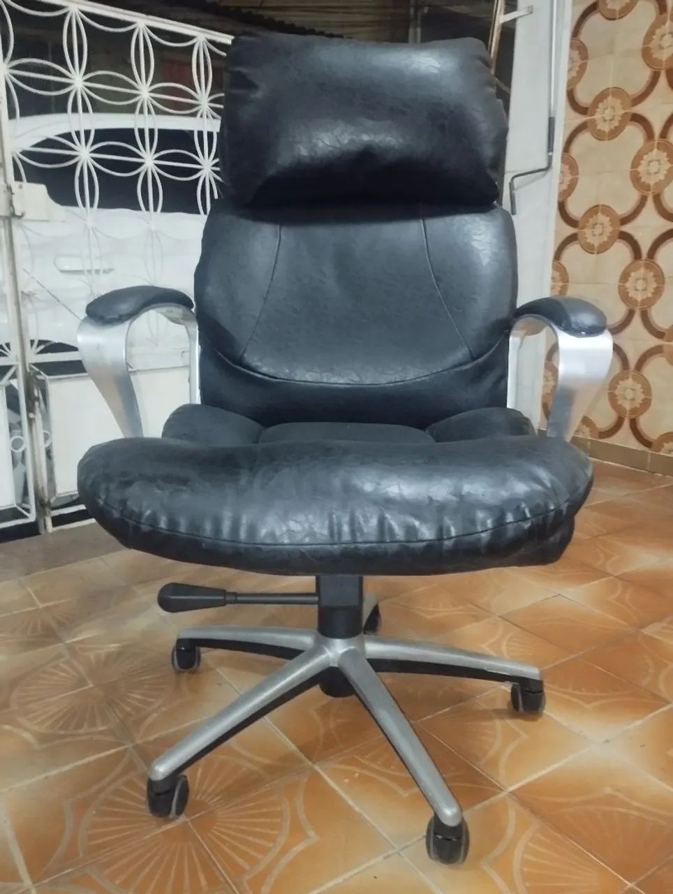 Cadeira de escritório  - Foto 5