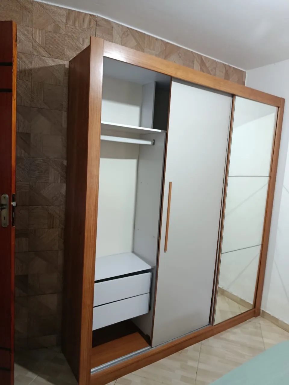 Vendo guarda-roupa  - Foto 5