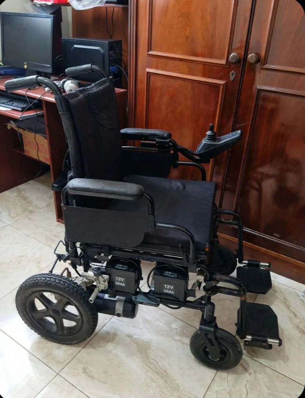 Cadeira de rodas motorizada  - Foto 2