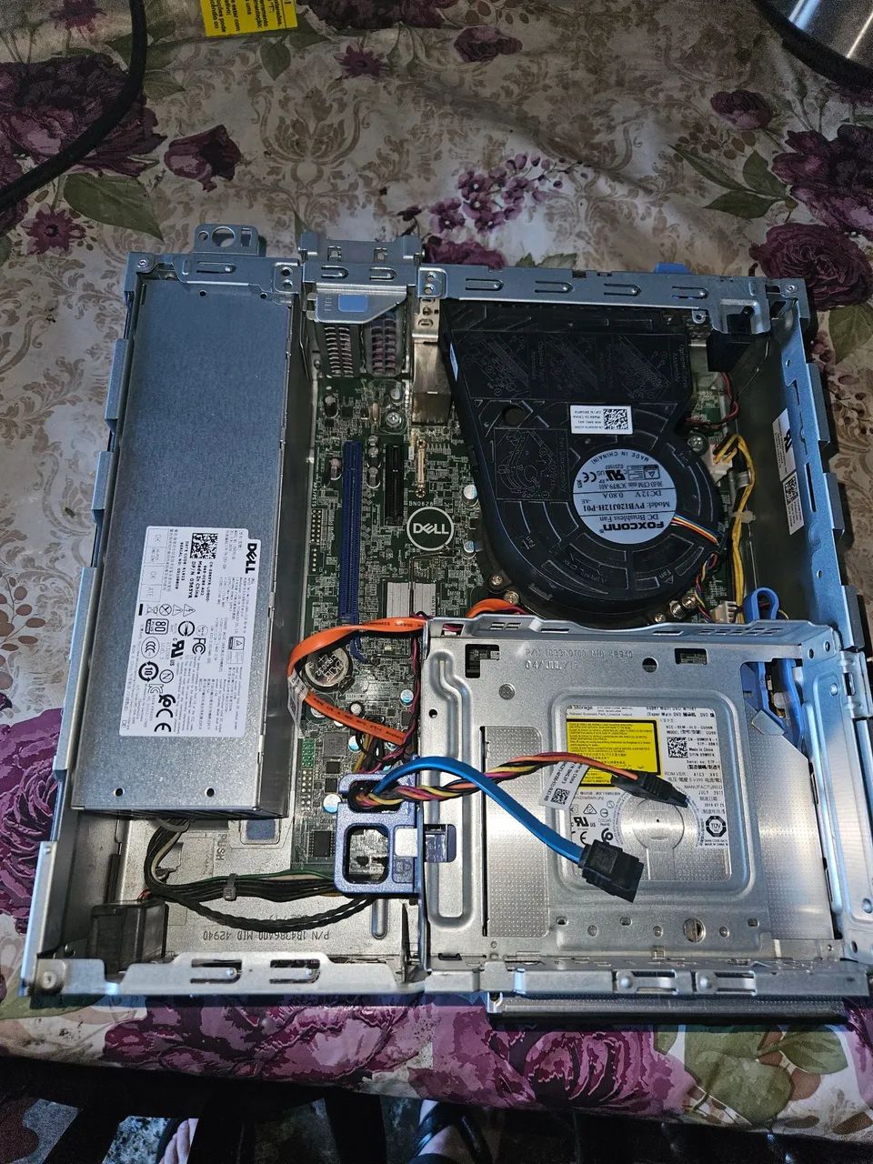 Pc de escritório dell sff 7070 com i7 9700 e 8gb de ram - Foto 5
