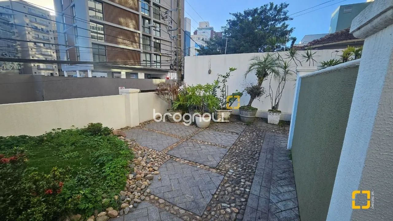 Casa à venda no Centro com 4 dormitórios - Foto 5