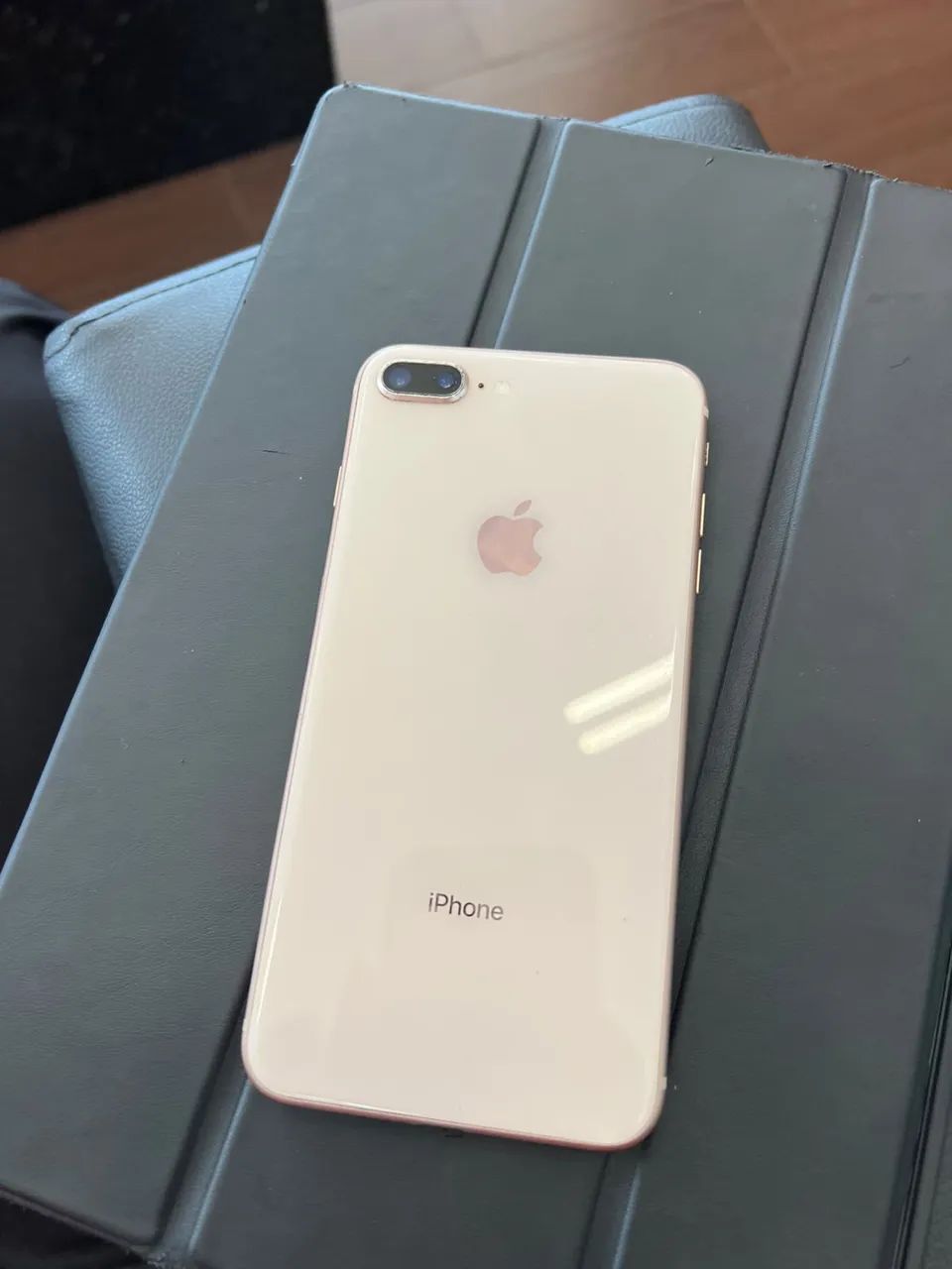 iPhone 8Plus 64GB