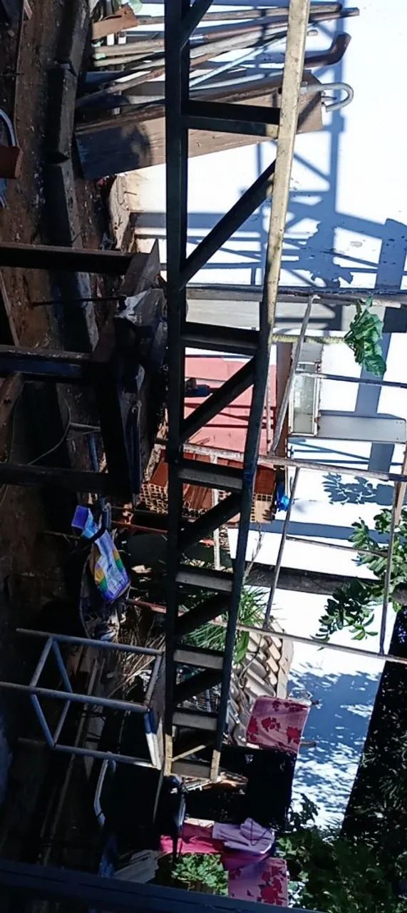 Vendo essa treliça usada porém conservada  - Foto 3