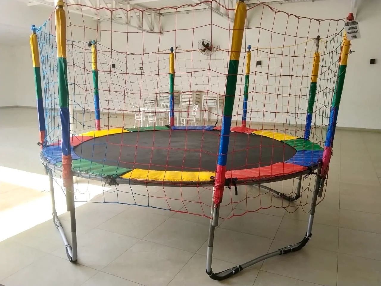 Cama elástica/pula pula - VENDA