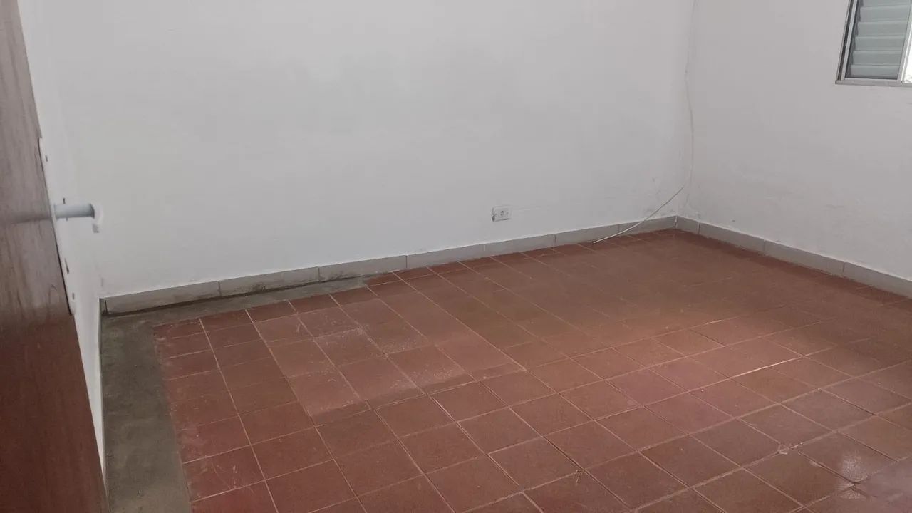 Oportunidade Alugo casa próximo ao centro de Itapevi  - Foto 4