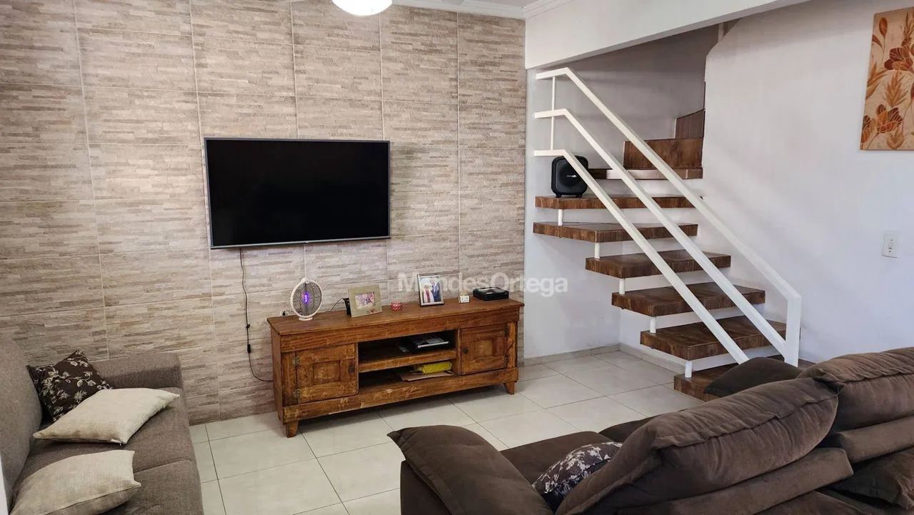 Casa com 3 dormitórios para alugar, 169 m² por R$ 5.390,00/mês - Condomínio Village Sarriá - Foto 3