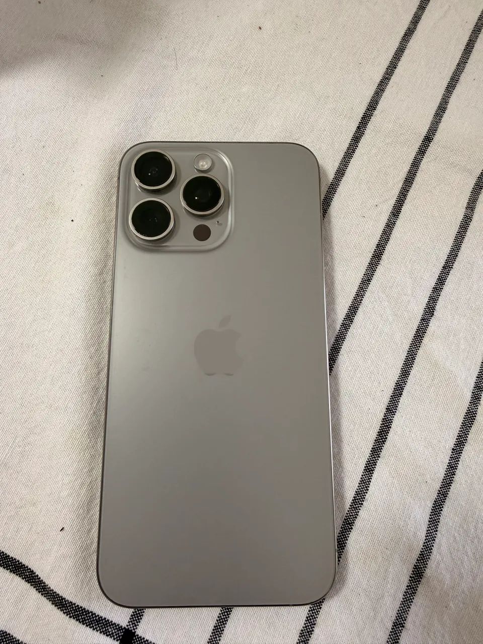 Ótima oportunidade - 15 Pro Max