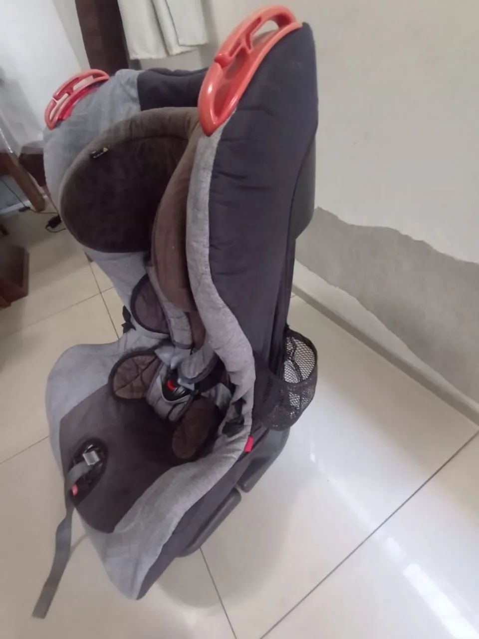 Vendo cadeirinha de bebê para carro - Foto 4