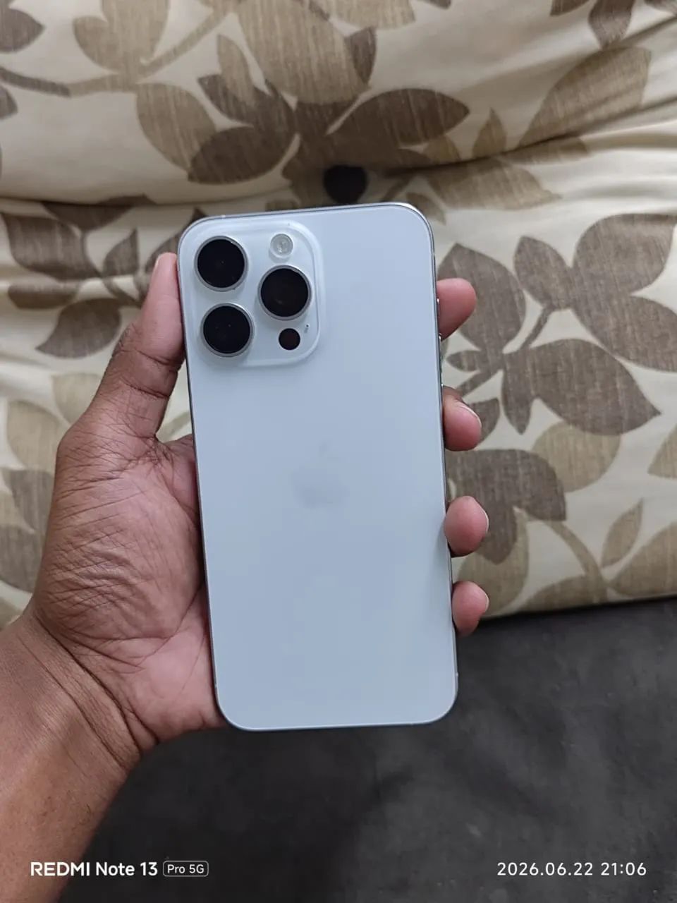 iPhone 15 pro max  - Foto 2