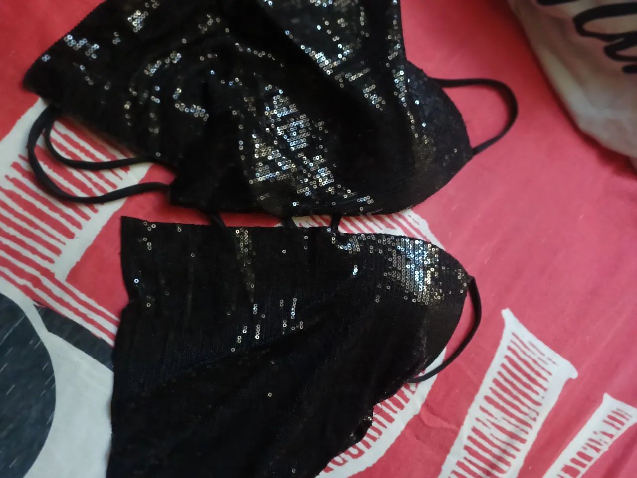 Cropped preto de paetês  - Foto 4