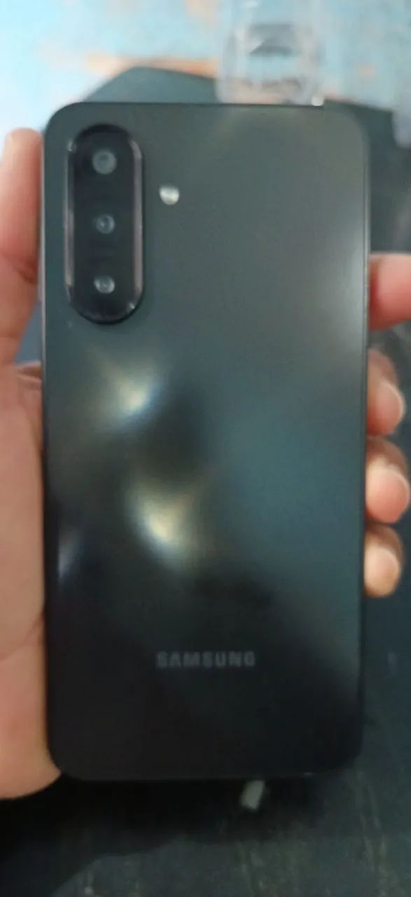 Samsung Galaxy a17. 256g camera de 50mp  - Foto 5