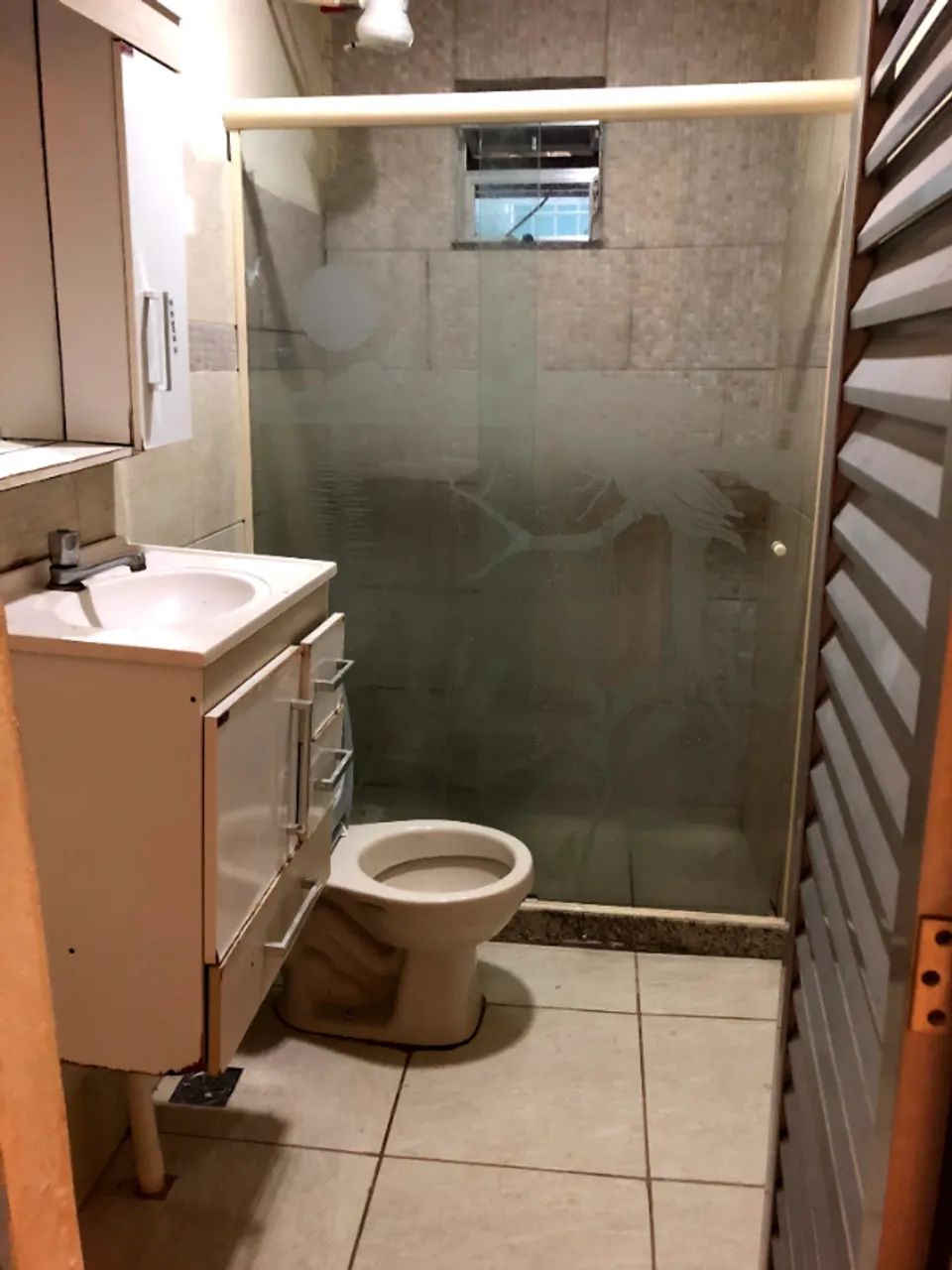 3 casas + 1 loja