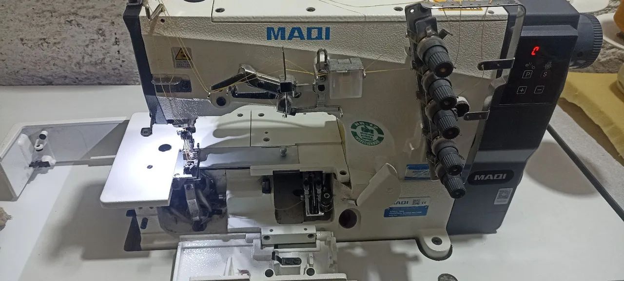 Máquina Galoneira 
