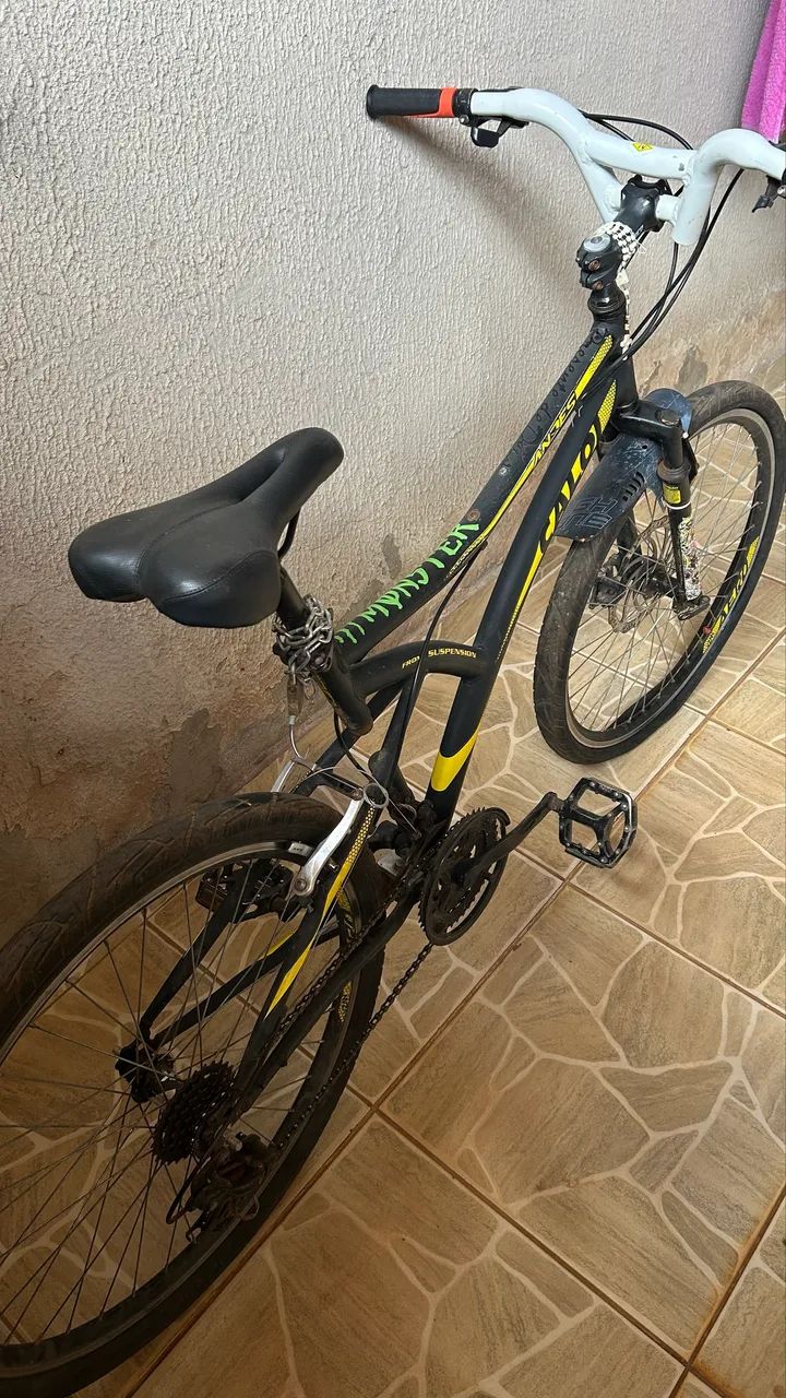 Bike montadinha SEMI NOVA  - Foto 5