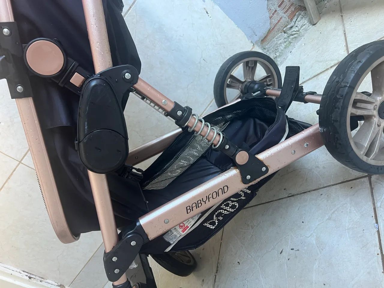 Vendo carrinho de bebê  - Foto 3
