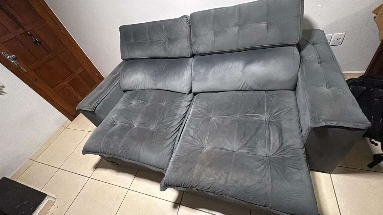 Sofá 2,30m Cinza - Retrátil e reclinável com Molas Ensacadas